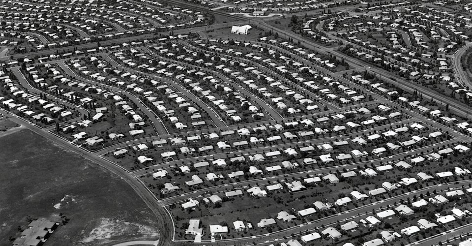 Photo of Levittown housing development